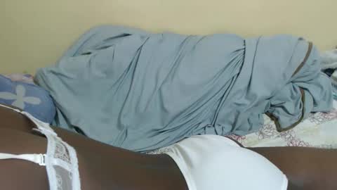 Snapshot of anya_h chatting on 09-17-25, 10:11 Gracious online show from 09-17-25, 10:11