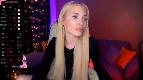 Anya online show from 11-24-25, 08:25