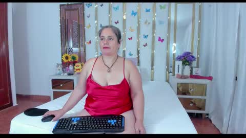 Anyela  online show from 11-08-25, 03:07