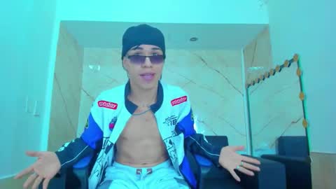 Snapshot of anyelo_sexyhot chatting on 09-26-25, 01:04 anyelo_sexyhot online show from 09-26-25, 01:04