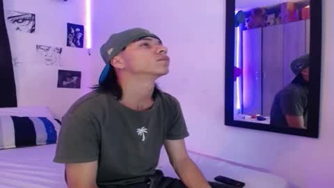 Snapshot of anyelo_sexyhot chatting on 01-11-26, 03:11 anyelo_sexyhot online show from 01-11-26, 03:11