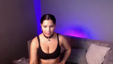 Snapshot of anyrax1 chatting on 02-07-25, 07:59 Anyrax online show from 02-07-25, 07:59