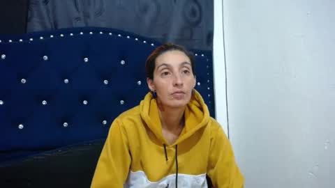 anyu online show from 01-10-25, 09:02