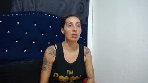 anyu online show from 01-11-25, 06:03