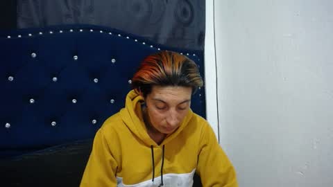 anyu online show from 02-01-25, 04:03