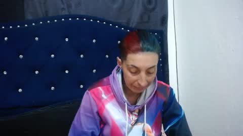 anyu online show from 02-12-25, 05:05