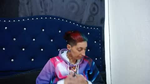 anyu online show from 02-14-25, 06:02