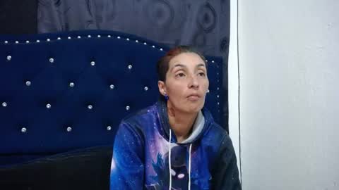 anyu online show from 02-25-25, 03:09