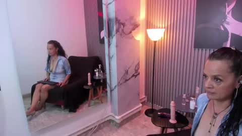 Snapshot of anyvegaa chatting on 09-25-25, 12:20 Any online show from 09-25-25, 12:20