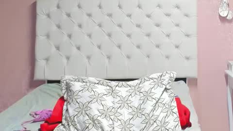 Aome Rainbow online show from 12-16-24, 02:15