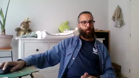 apc_3 online show from 11-05-25, 08:47