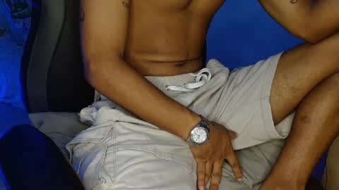 aphal_hot23 online show from 10-06-25, 05:43