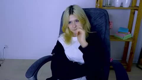 ApheliaStar online show from 11-07-25, 03:56