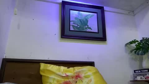 Snapshot of aphr0dite_x chatting on 10-09-25, 05:16 Roman Goddess online show from 10-09-25, 05:16