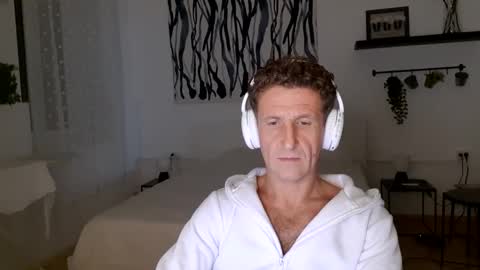 apollobest77 online show from 12-19-24, 09:28