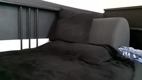 apollobest77 online show from 11-17-25, 03:18