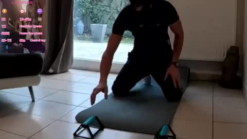 apollonfitx_69 online show from 11-17-25, 03:51