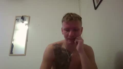 Snapshot of apollonl chatting on 12-16-24, 09:03 apollonl online show from 12-16-24, 09:03