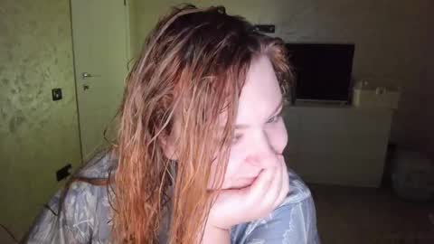 appleyummybuns online show from 02-20-26, 12:18