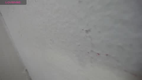 Aprhillove online show from 02-06-25, 11:04