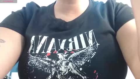 Snapshot of april__bunny chatting on 11-25-25, 07:14 April Bunny online show from 11-25-25, 07:14