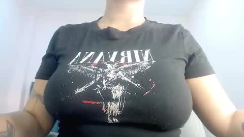 Snapshot of april__bunny chatting on 02-09-26, 05:50 April Bunny online show from 02-09-26, 05:50