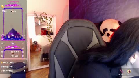  April  online show from 01-13-25, 04:08