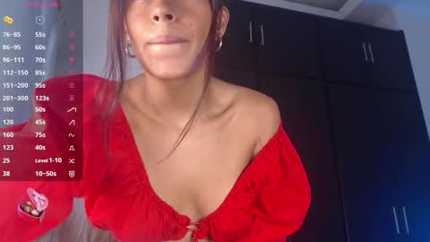          online show from 10-12-25, 04:28