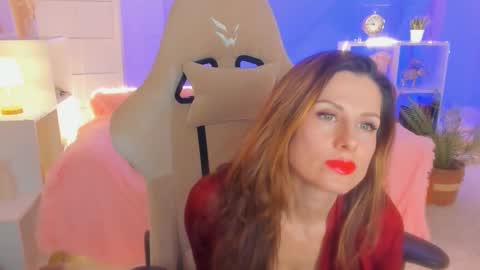 Snapshot of aprill_o_nill chatting on 02-25-25, 04:31 aprill_o_nill online show from 02-25-25, 04:31