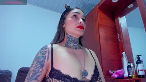 Aprill Vagner online show from 01-14-25, 01:15