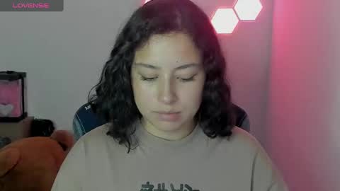 Snapshot of aqua_emilly chatting on 12-11-24, 12:23 aqua emilly online show from 12-11-24, 12:23