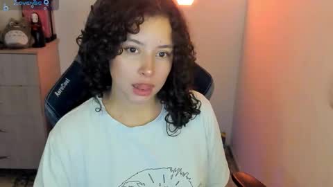 Snapshot of aqua_emilly chatting on 10-03-25, 11:02 aqua emilly online show from 10-03-25, 11:02