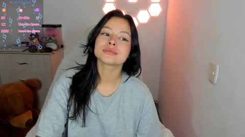 Snapshot of aqua_emilly chatting on 12-15-25, 11:53 aqua emilly online show from 12-15-25, 11:53