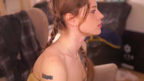 aqua_sultry online show from 12-27-24, 08:24