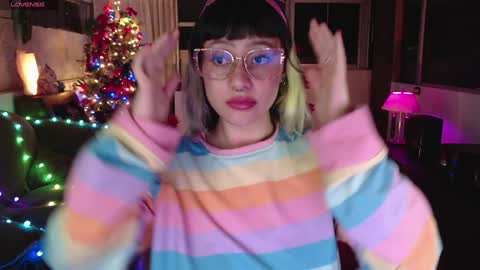 Snapshot of aquamarinebubble chatting on 12-17-24, 06:02 Zam independent model online show from 12-17-24, 06:02