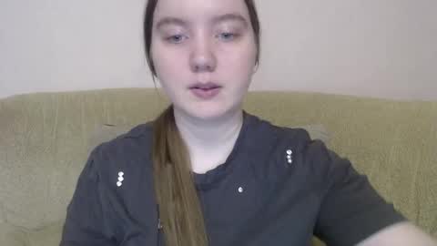 Josefin online show from 11-29-25, 03:53