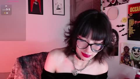 Arabella online show from 01-28-25, 03:25