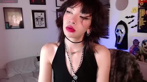 Arabella online show from 02-19-25, 03:39