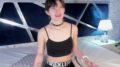 Snapshot of arabellablue chatting on 10-09-25, 01:31 ArabellaBlue online show from 10-09-25, 01:31