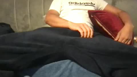 Snapshot of arabstraightxl21 chatting on 10-05-25, 12:03 arabstraightxl21 online show from 10-05-25, 12:03