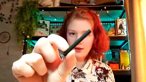 Snapshot of aracelisisofo chatting on 06-25-26, 09:14 Sarah online show from 06-25-26, 09:14