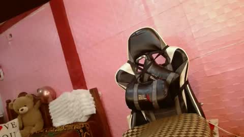 Aranza online show from 02-16-25, 02:00