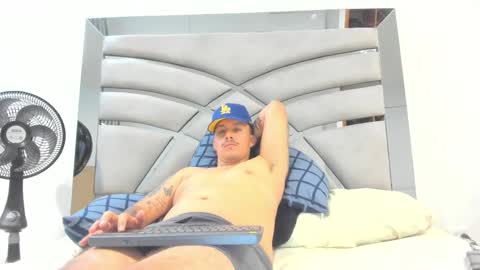 Snapshot of archie_1234 chatting on 03-05-25, 03:08 Archie online show from 03-05-25, 03:08