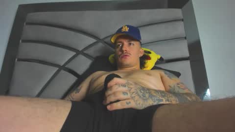 Snapshot of archie_1234 chatting on 09-11-25, 01:06 Archie online show from 09-11-25, 01:06