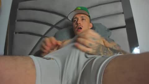 Snapshot of archie_1234 chatting on 10-04-25, 03:37 Archie online show from 10-04-25, 03:37