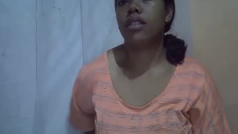 Snapshot of arellah chatting on 03-07-25, 12:58 arellah online show from 03-07-25, 12:58