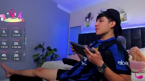 Ares online show from 09-30-25, 01:38