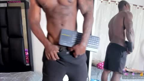 AREXXBLAKK online show from 10-04-25, 06:39