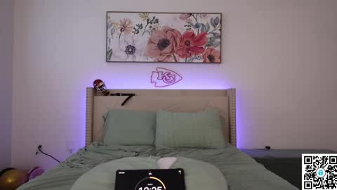 Ari and Penn online show from 03-02-25, 10:38