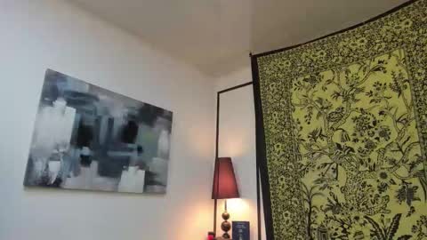 aria y orien  online show from 11-24-25, 10:59